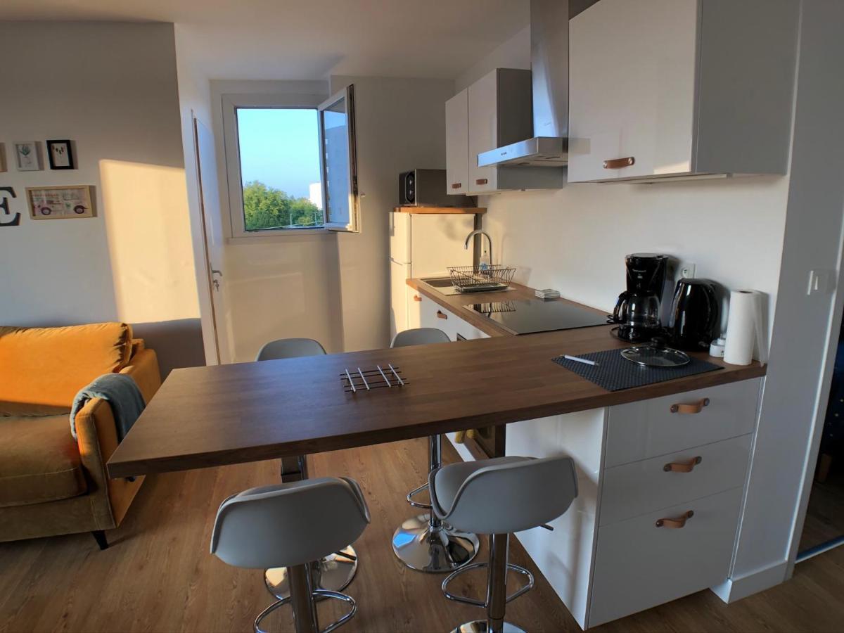 Charmant Appartement 1-4 Personnes, Proche Centre Avec Parking Nantes Exterior photo