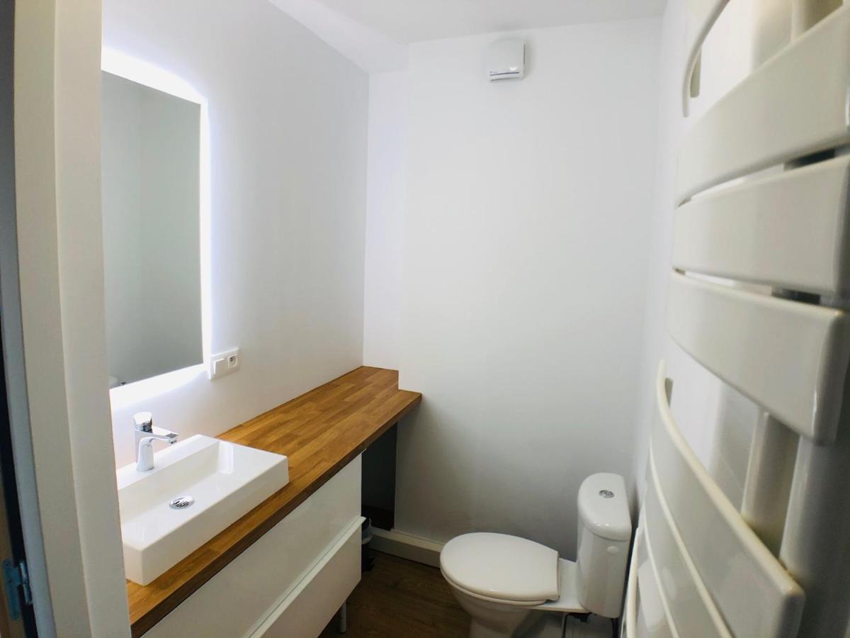 Charmant Appartement 1-4 Personnes, Proche Centre Avec Parking Nantes Exterior photo