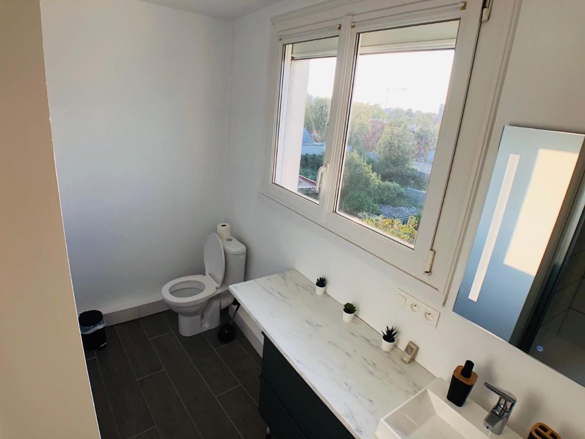 Charmant Appartement 1-4 Personnes, Proche Centre Avec Parking Nantes Exterior photo